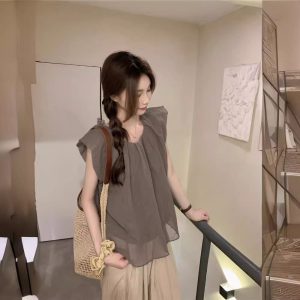Real photo of Korean retro simple loose solid color shirt wrinkled cotton linen small flying sleeve round neck pullover top