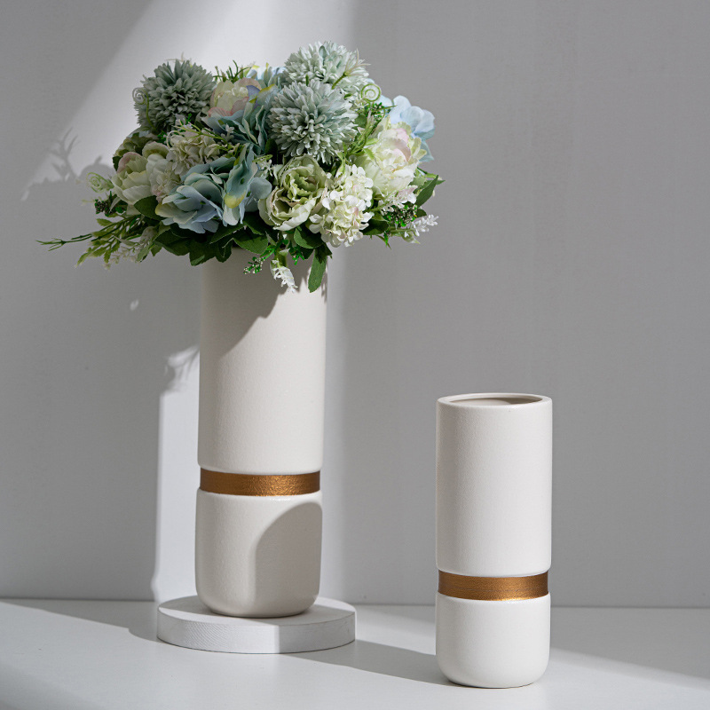 Round Japanese style gold-painted ceramic vase simple modern home decoration ornaments flowers fresh and elegant
